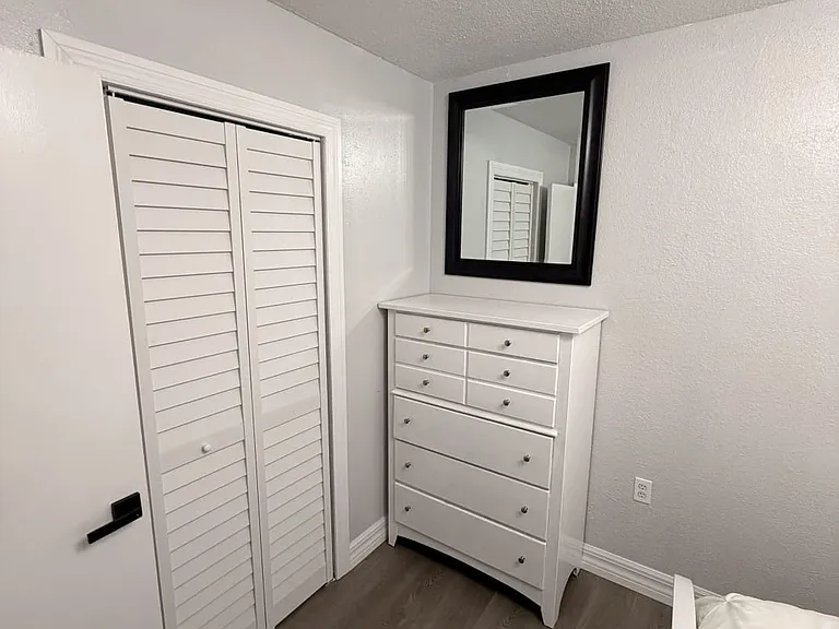 414 Cortez Dr — Photo 5
