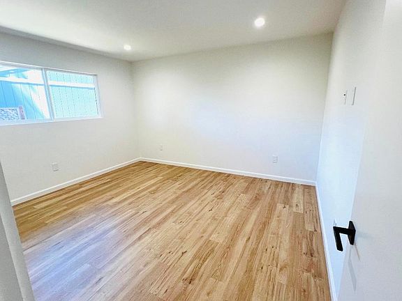 3rd image of 1762 Park Ave #A