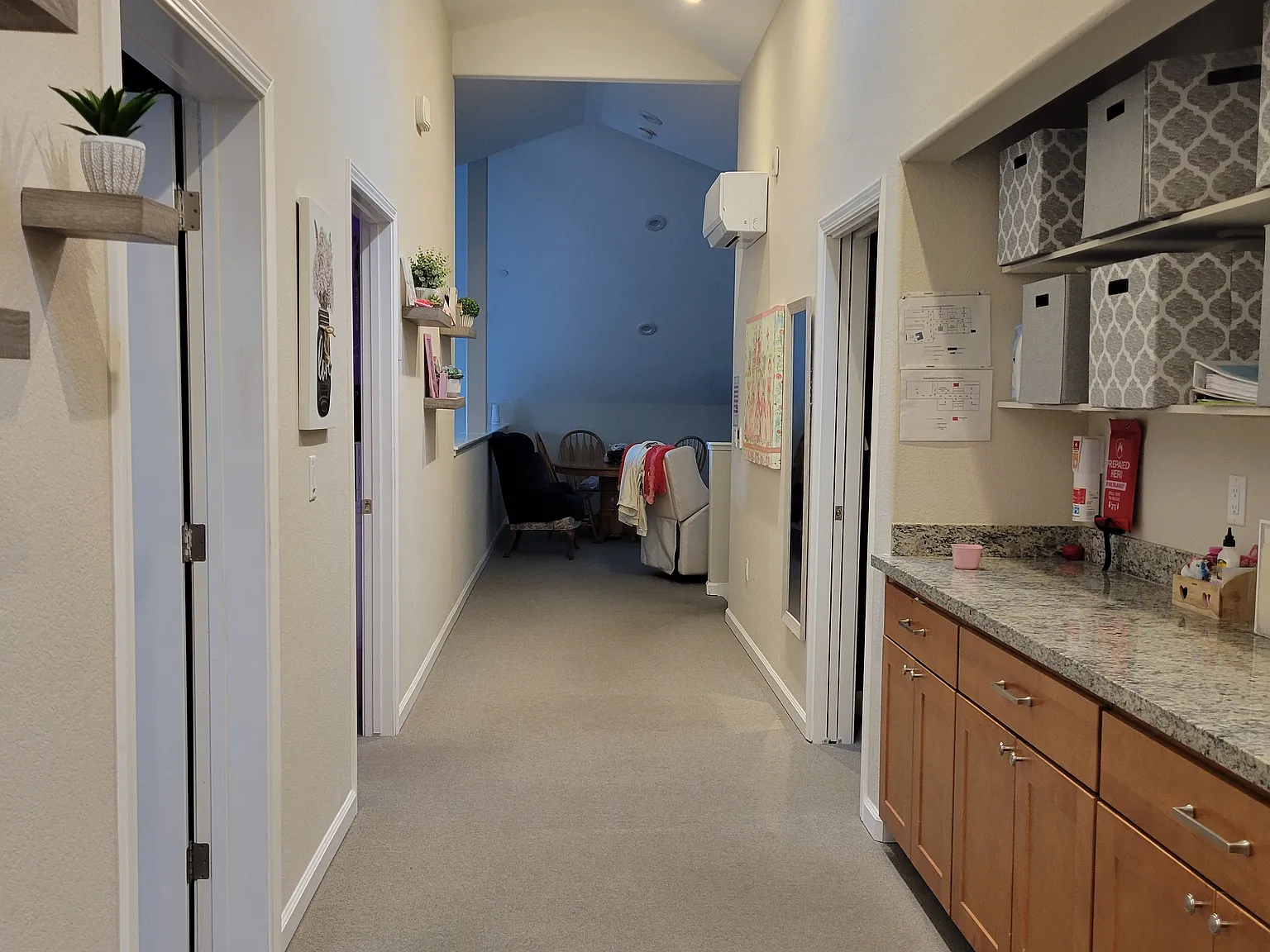 5 bed, 2500 sqft, $1,400 — Photo 4