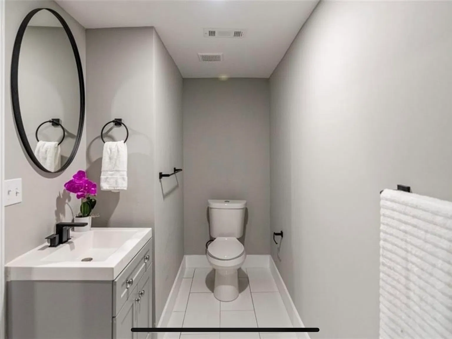 2 bed, 1015 sqft, $1,850 — Photo 3