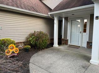 18 Bourne Cir, Hamburg, NJ 07419