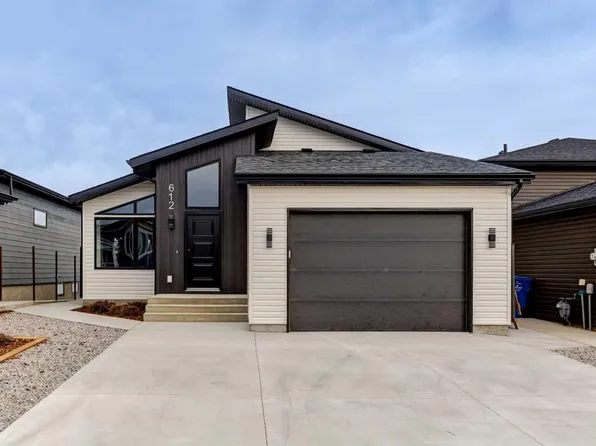 612 S Parkside Grn, Coaldale, AB T1M 0B2