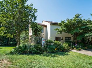 11601 Golf Course Sq, Reston, VA 20191