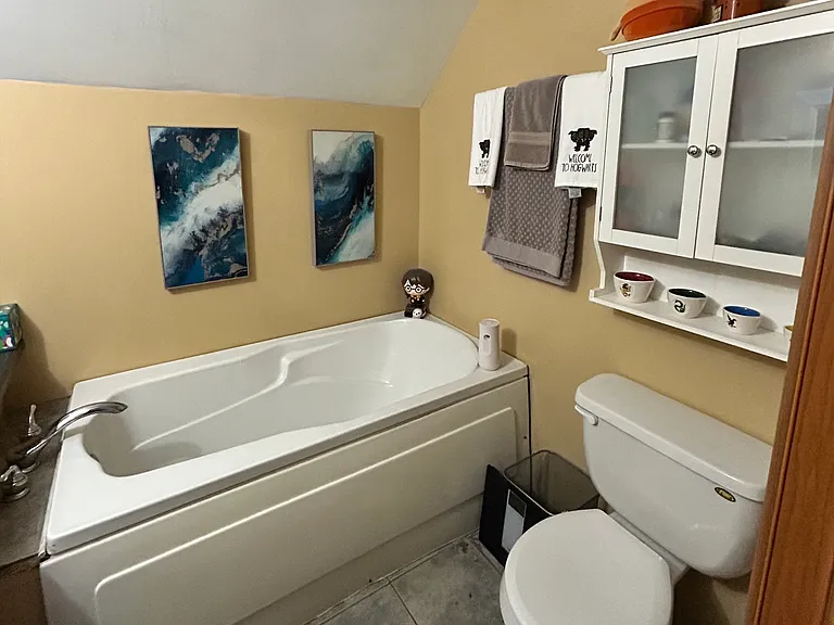 513 Erin St — Photo 9