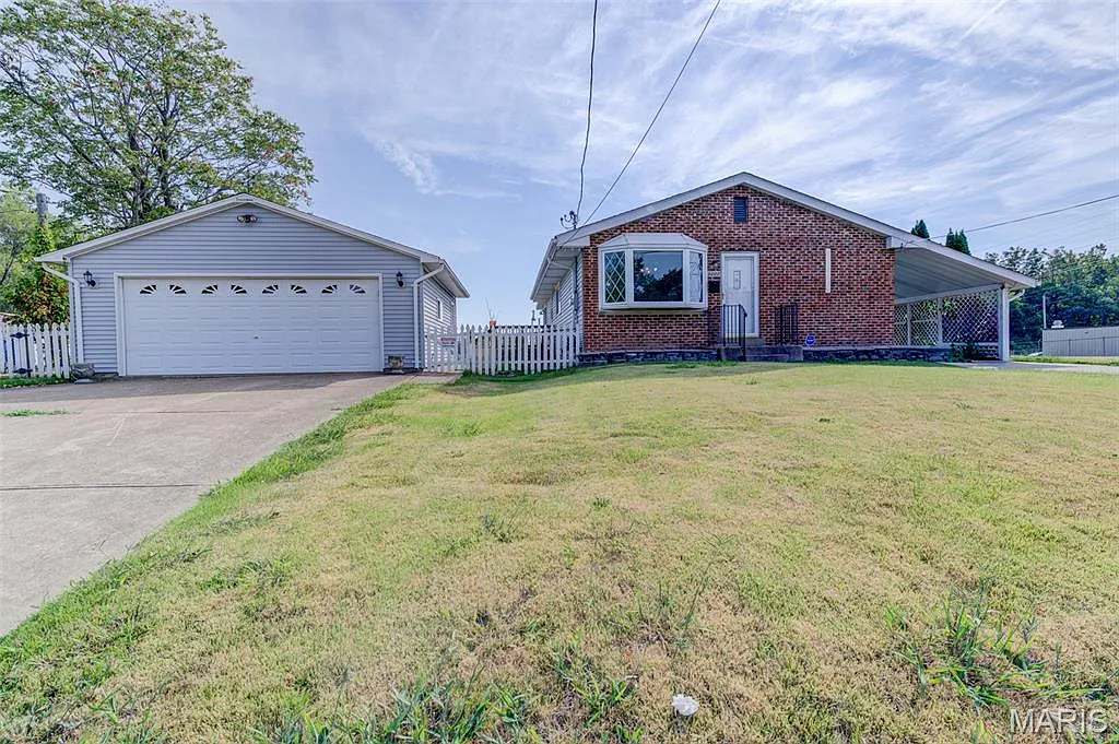 6008 Jackson Ave photo 1
