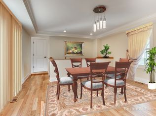 49 Cook St #49, Newton, MA 02458