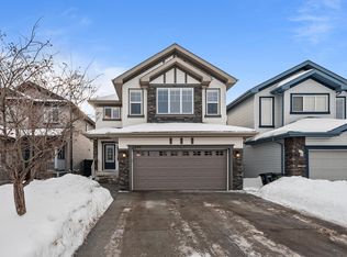 2349 Hagen Link NW, Edmonton, AB T6R 0B2