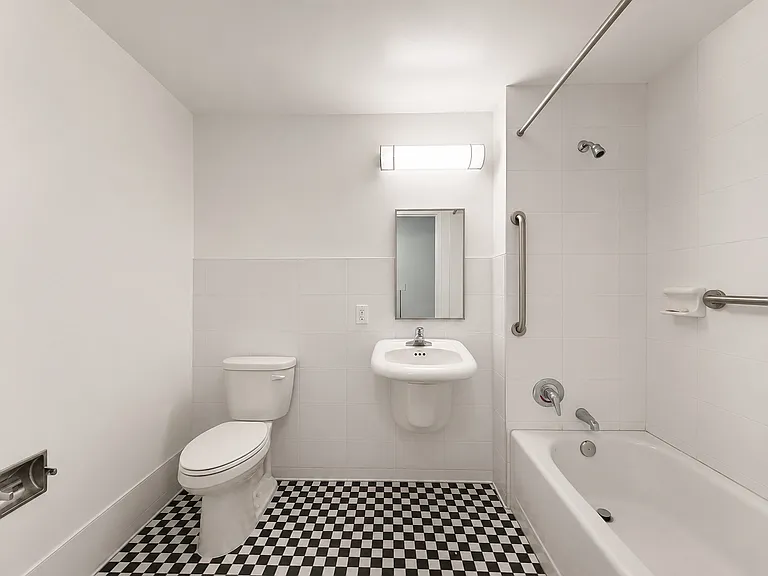 3188 Villa Ave #8D — Photo 4
