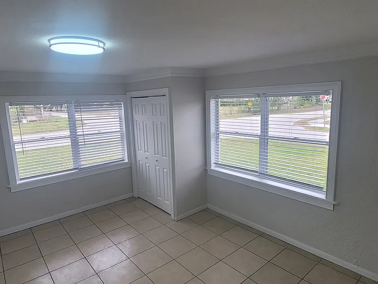601 Riverview Ave — Photo 11