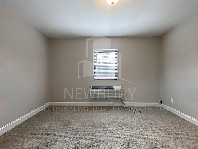 WestWood Apartments — Photo 40