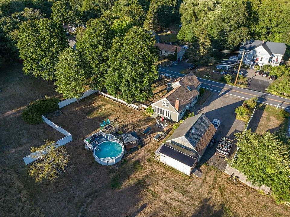 44 N Main Street, Newton, NH 03858 Zillow