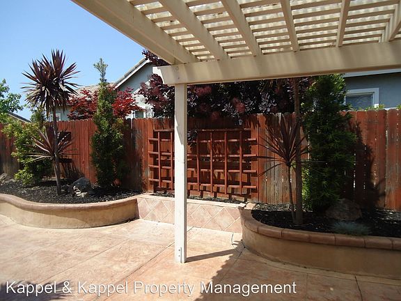 4th image of 287 Sage Sparrow Cir