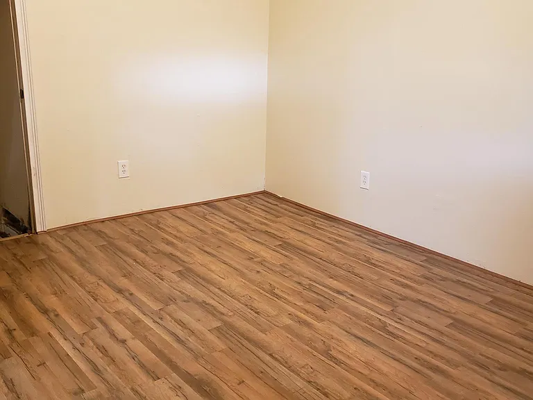 609 Buena Vista St — Photo 6