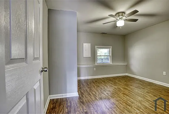 8011 Oakleigh Rd — Photo 20