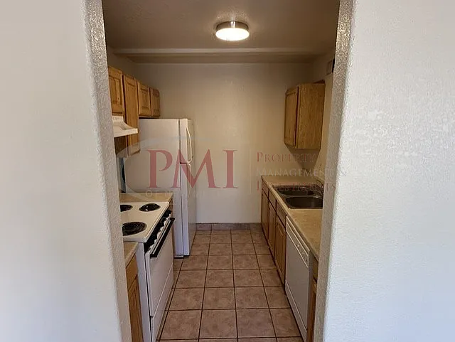 1660 West Park Drive Apt. A — Photo 11