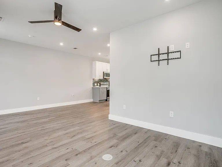 3144 Forest Park Blvd — Photo 16