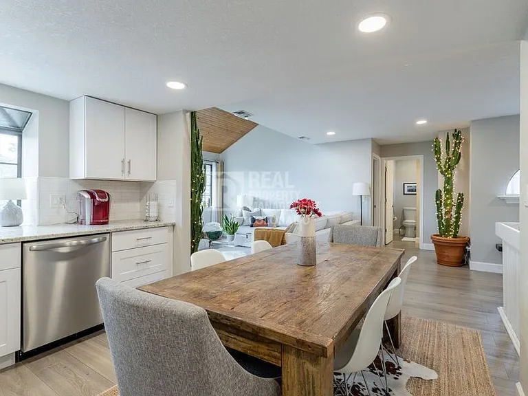 12406 E Pacific Cir #D — Photo 7