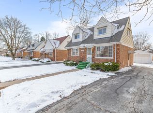 17714 Burnham Ave, Lansing, IL 60438