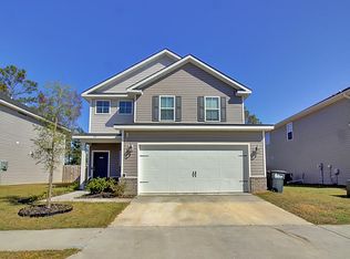 35 Perlieu Ct, Hinesville, GA 31313