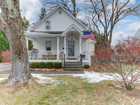27 Ellsworth Avenue, Delmar, NY 12054