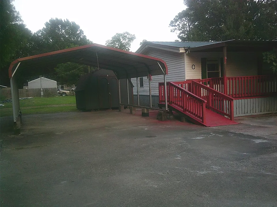 22433 Yancy Rd