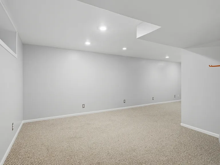 1316 Ivanhoe St #1 — Photo 22