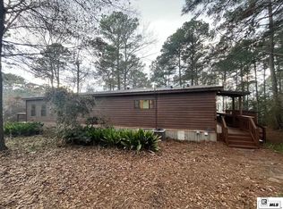 670 Navajo Rd, Chatham, LA 71226