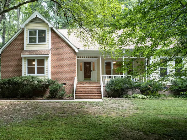 6512 Bakersfield Dr, Raleigh, NC 27606