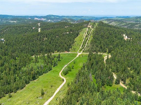 4th image of White Forest Rd