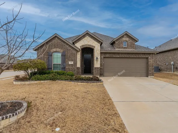 221 Buckskin Dr, Waxahachie, TX 75167