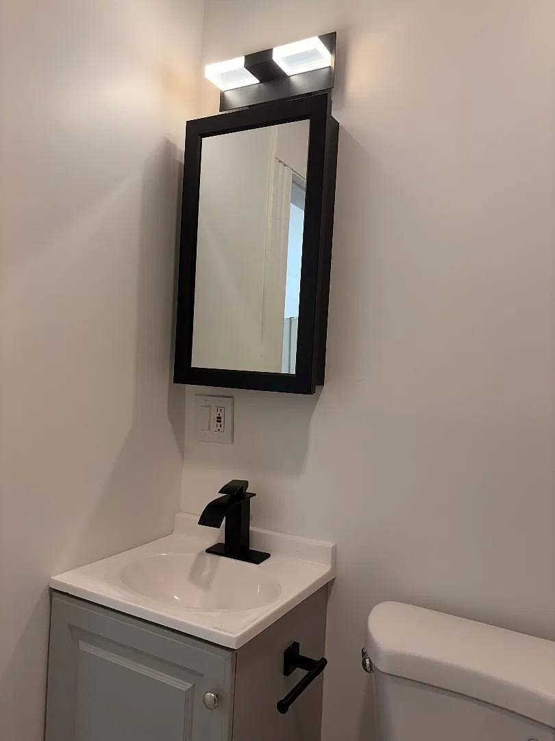 1 bed, 900 sqft, $1,400 — Photo 4