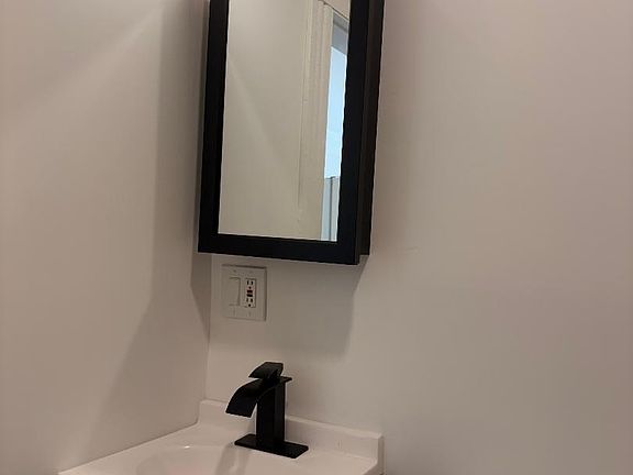 4th image of 75 Palisade Ave #2FF