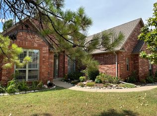 16801 Kingsley Rd, Edmond, OK 73012
