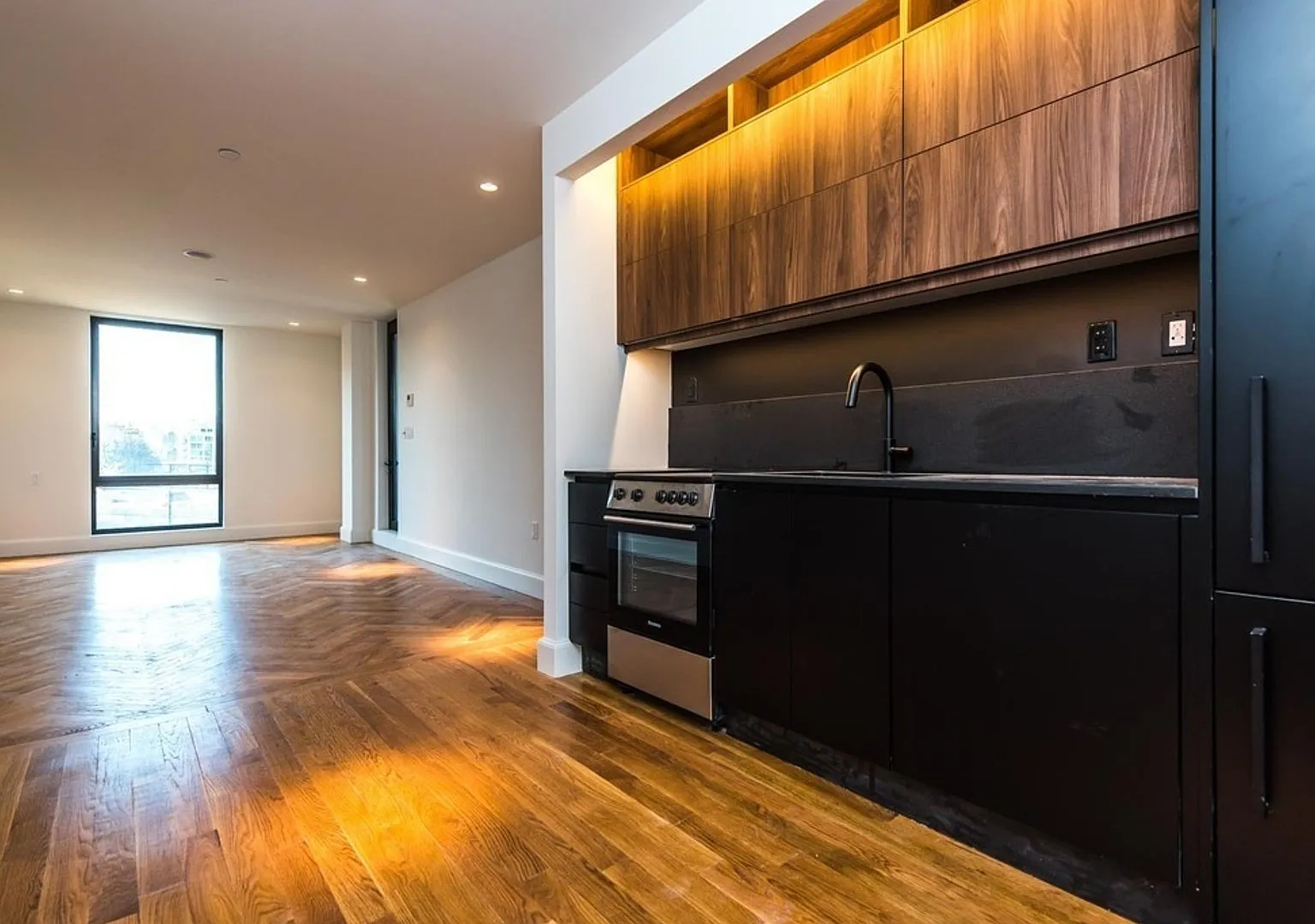 1 Duffield Street — Photo 1