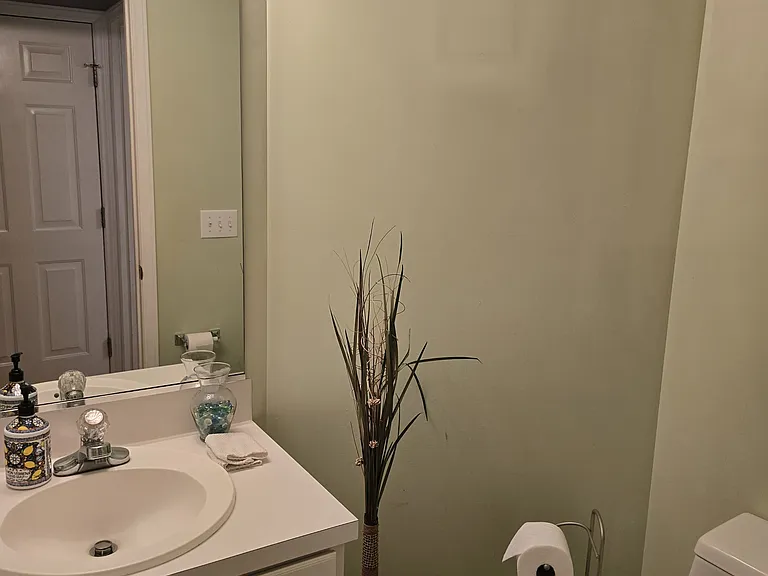2837 Bridgeport Dr — Photo 12