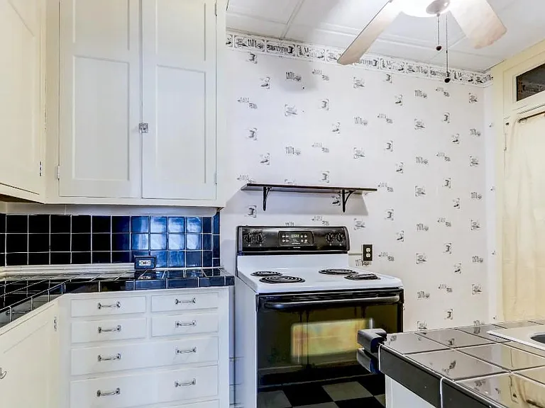 Greentree Apartments — Photo 41
