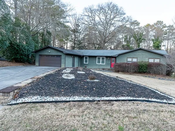 2341 Amberbrook Dr SW, Conyers, GA 30094