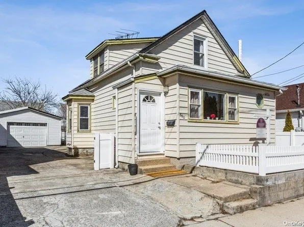 360 Louis Avenue, Floral Park, NY 11001