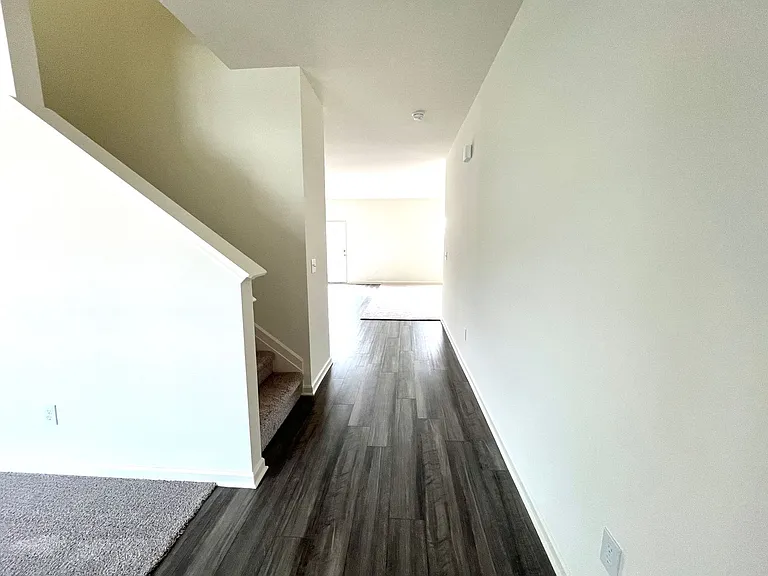 303 Hyde Park — Photo 2