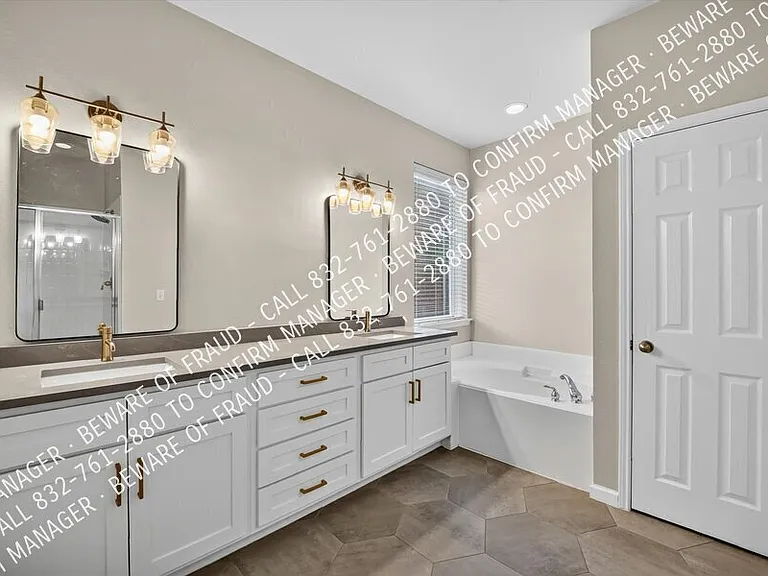 11472 Blackhawk Dr — Photo 19