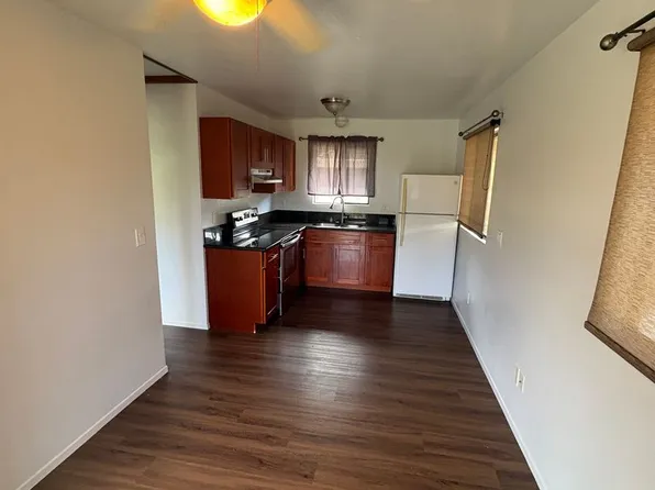 2289 Vineyard St #A, Wailuku, HI 96793