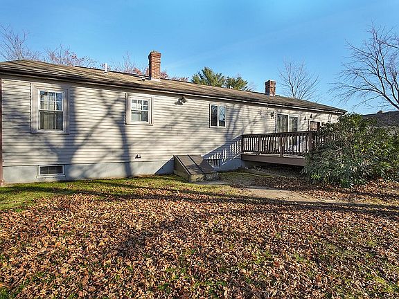 5th image of 63 Westcott Ave