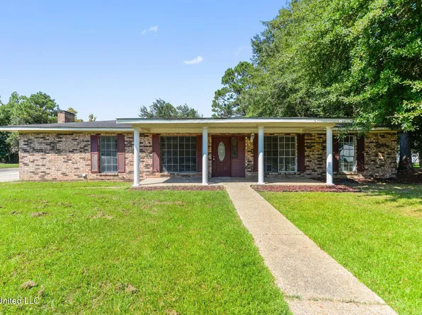 2008 C W Webb Rd, Gautier, MS 39553