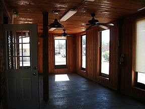 3rd image of 109 South Dr
