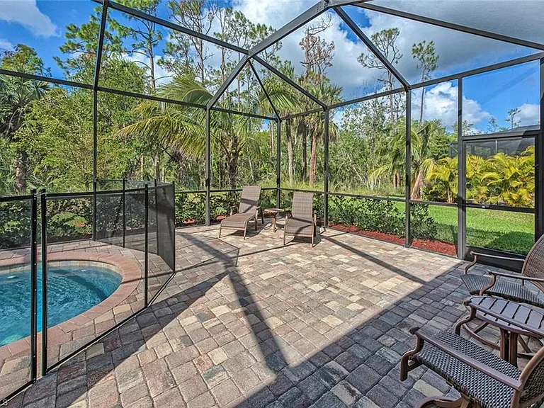 9387 Vercelli Ct — Photo 16