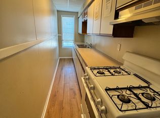 162 Tremont St #1, Fall River, MA 02720