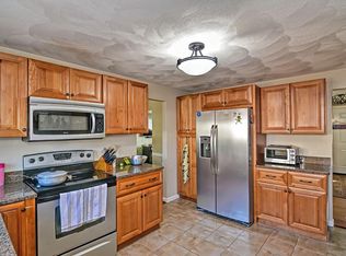 299 Grove St #299, Waltham, MA 02453