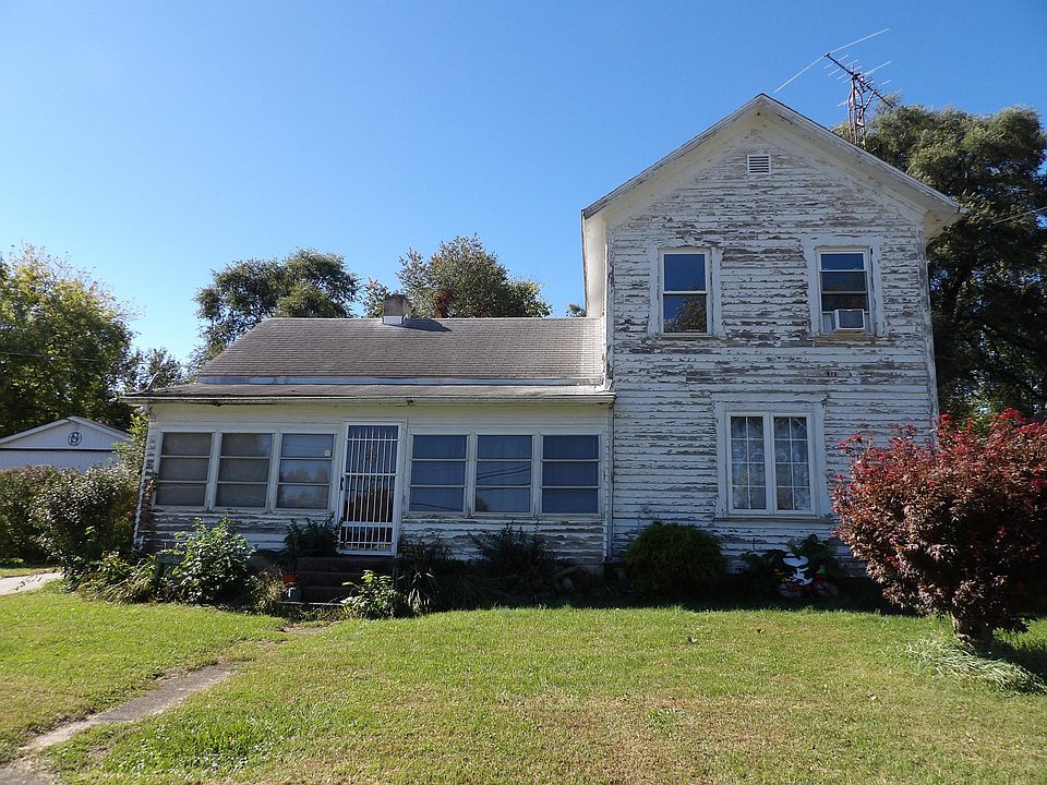 1st image of 302 Union St