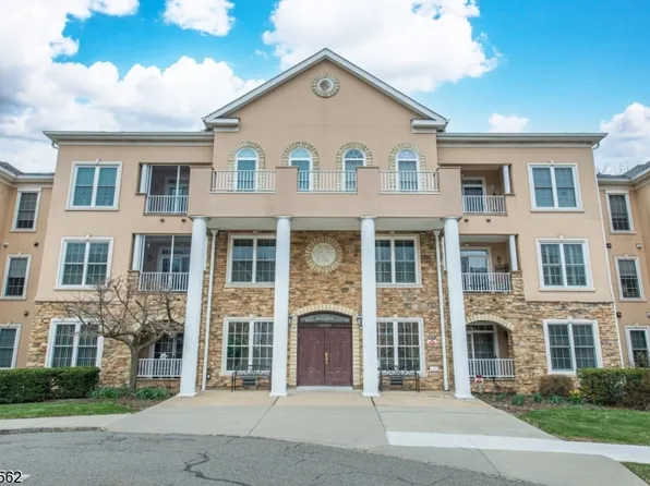 2113 Clinton Ln, Rockaway Twp., NJ 07866