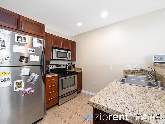 5th image of 206 Park Blvd Unit 202